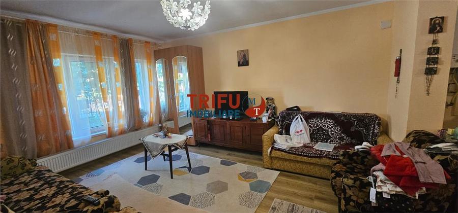 Casă individuală cu 3 camere cu Canalizare în Ampoi 1