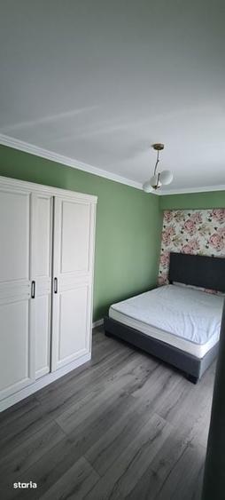 Apartament cu 3 camere decomandat în Sud