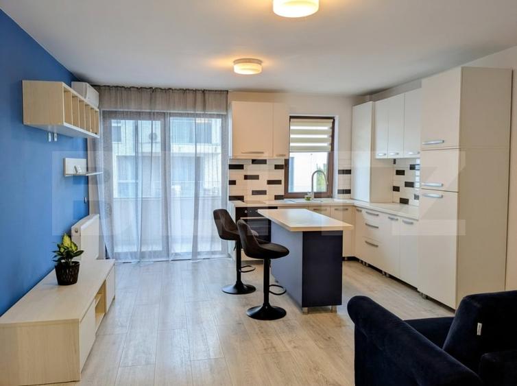 Apartament cu 2 camere semidecomandat, mobilat în Între Lacuri