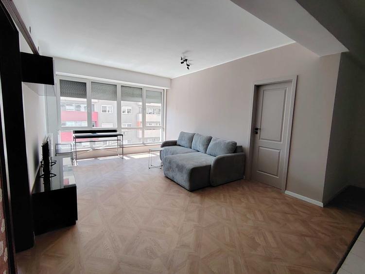 Apartament cu 2 camere semidecomandat în Exterior Vest
