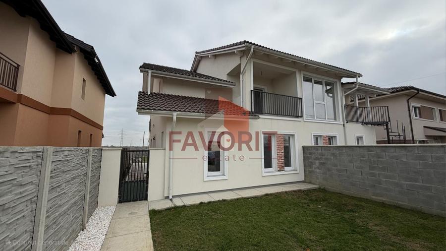 Duplex cu 5 camere cu Canalizare în Moșnița Nouă