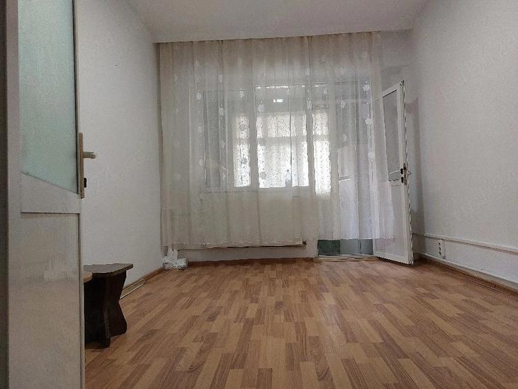 Garsonieră semidecomandată în Central