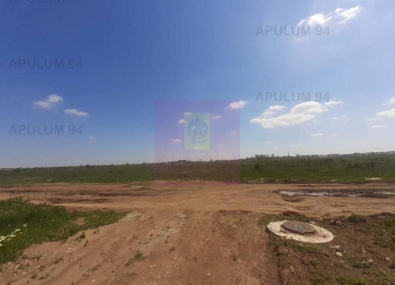 Teren Construcții intravilan de 29000 mp, în Est
