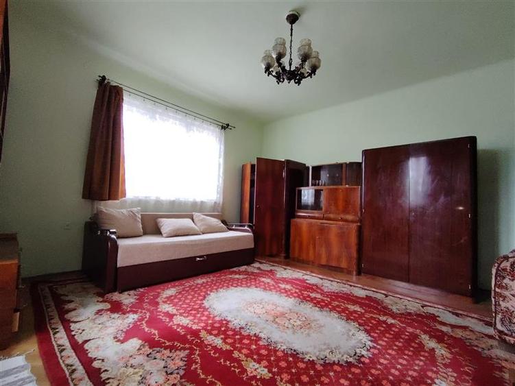 Duplex cu 2 camere cu Canalizare în Est