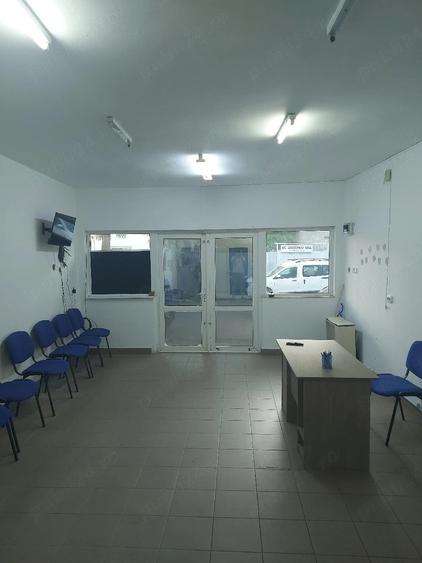 Spațiu comercial, de 55 mp, în Drăgășani