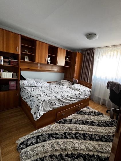 Apartament 3 camere decomandat | Zona Șagului | 2 balcoane | Centrală proprie | - 2