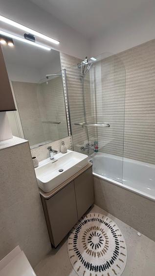 Apartament cu 2 camere semidecomandat în Floreasca