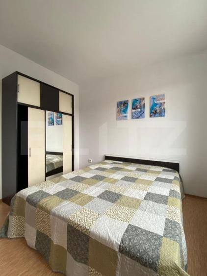 Apartament cu 3 camere semidecomandat în Câmpului