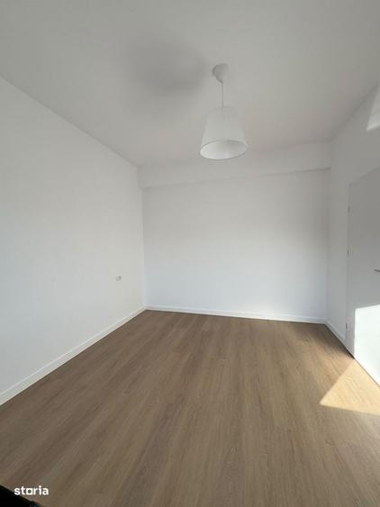 Casă cu 4 camere cu Teren 400 Mp în Central
