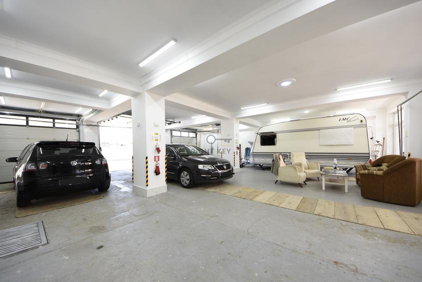 Spațiu comercial, de 270 mp, în Străulești