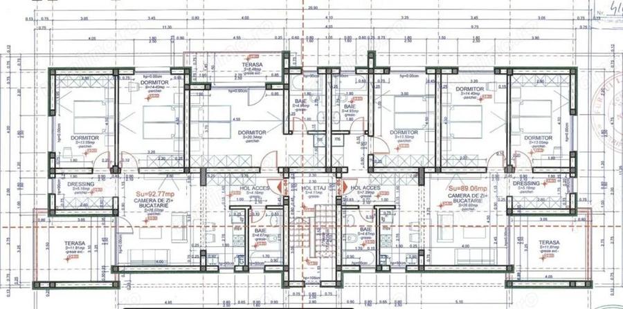 Apartament cu 4 camere decomandat în Central