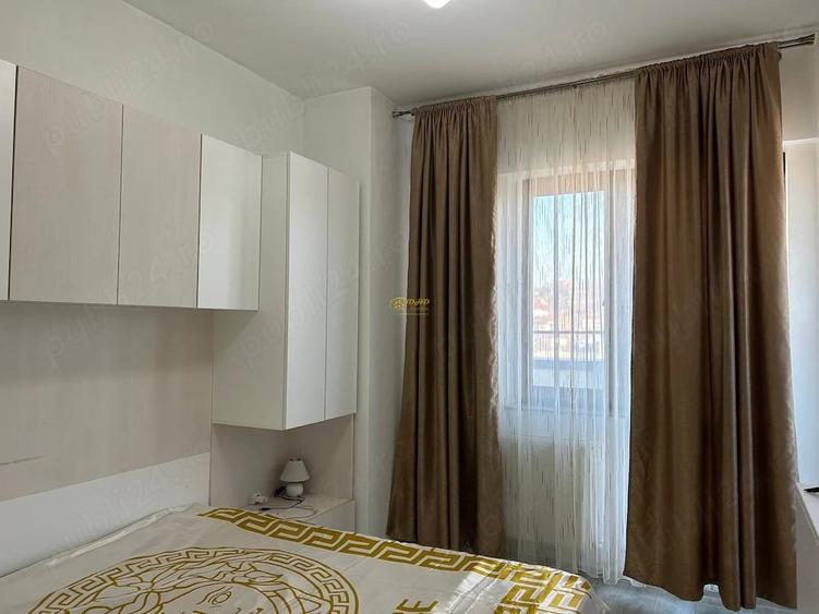Apartament cu 3 camere semidecomandat, mobilat în Păcurari