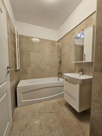 Apartament cu 2 camere semidecomandat, mobilat în Sebastian