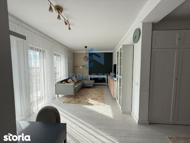 Apartament cu 3 camere în Drumul Taberei