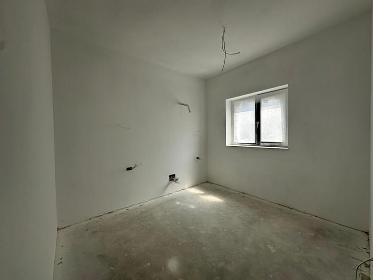 Apartament cu 2 camere semidecomandat în Eminescu