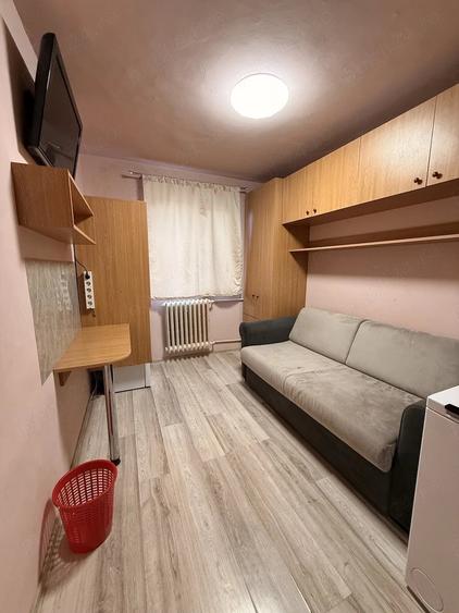 Inchiriez garsoniera situata in Complexul Studen?esc - 1