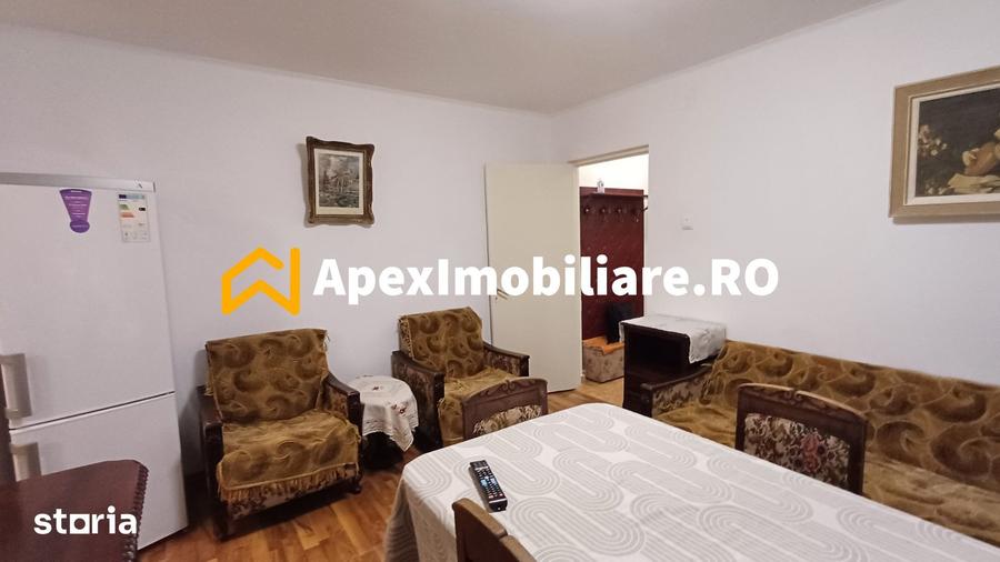 Apartament cu 2 camere semidecomandat, mobilat în Berceni