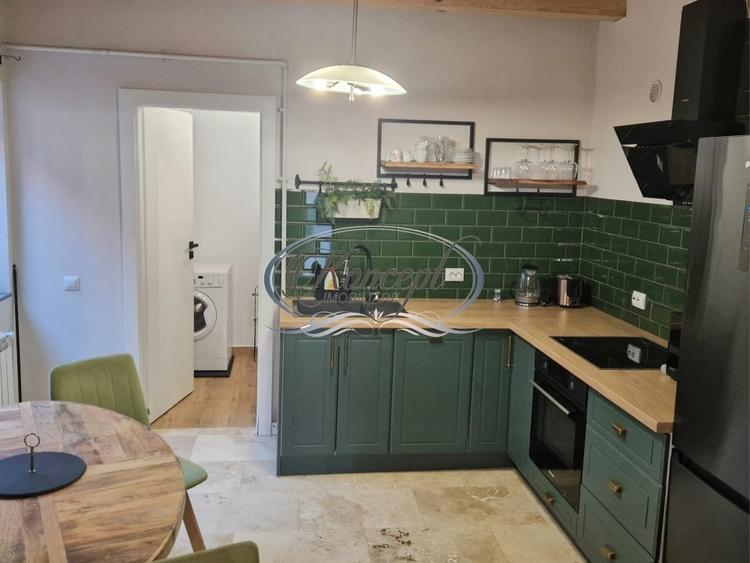 Apartament cu 4 camere semidecomandat, mobilat în Mărăști