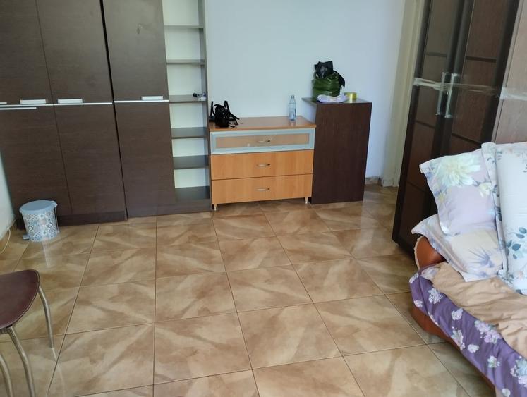 Apartament semidecomandat în Obor