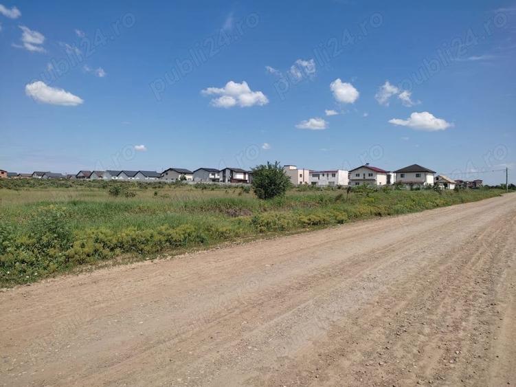 Teren de 1045 mp, în Central