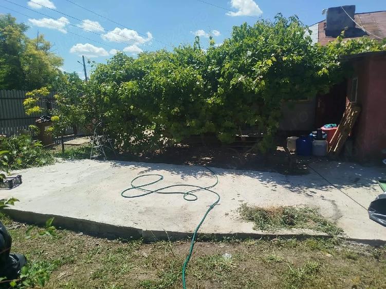 Casă cu 2 camere cu Teren 1050 Mp în Școlilor