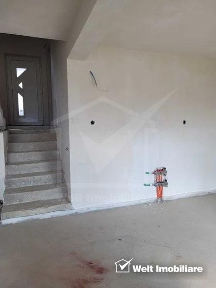 Casă individuală cu 4 camere cu Canalizare în Apahida