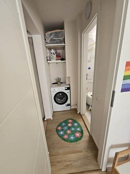 Apartament cu 3 camere decomandat în Drumul Taberei