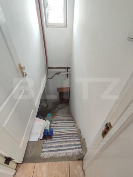 Casă individuală cu 6 camere cu Canalizare în Exterior Nord