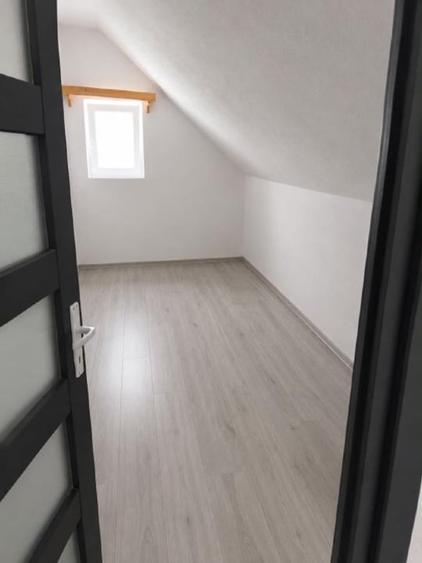 Casă individuală cu 3 camere cu Canalizare în Valea Rece