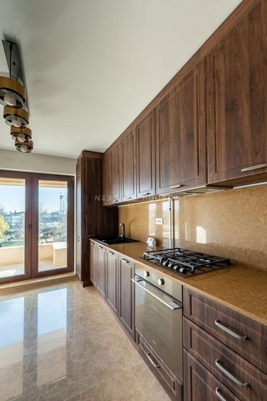 Apartament cu 3 camere decomandat în Giulești Sârbi
