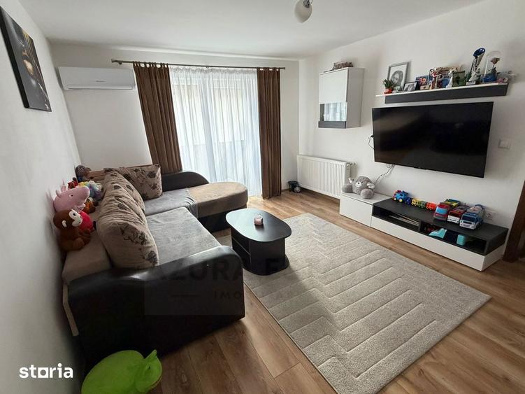 Apartament cu 2 camere decomandat, mobilat în Central