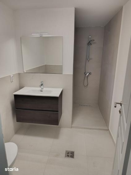 Casă cu 1 camere cu Teren 800 Mp în Zorilor