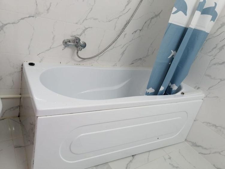 Casă cu 3 camere cu Teren 200 Mp în Central