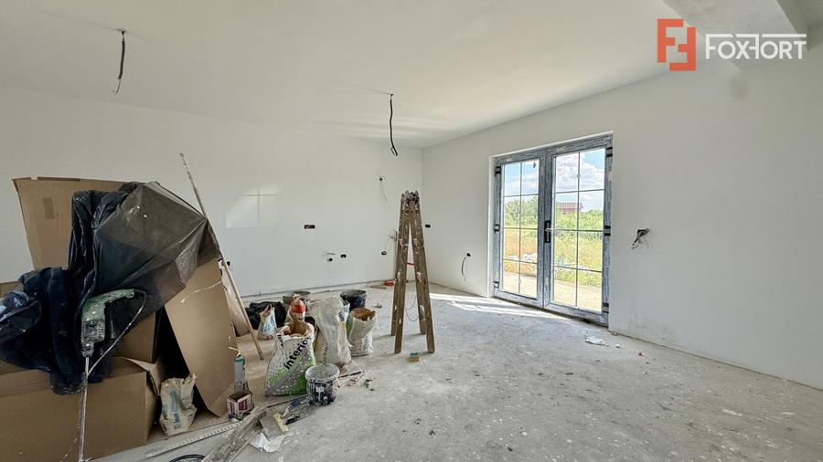 Duplex cu 3 camere cu Canalizare în Moșnița Nouă