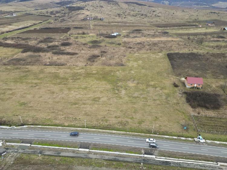 Teren Construcții intravilan de 1100 mp, în Galșa