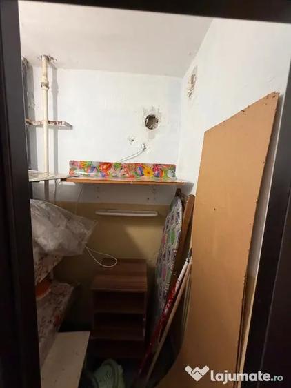 Apartament cu 3 camere decomandat în E3