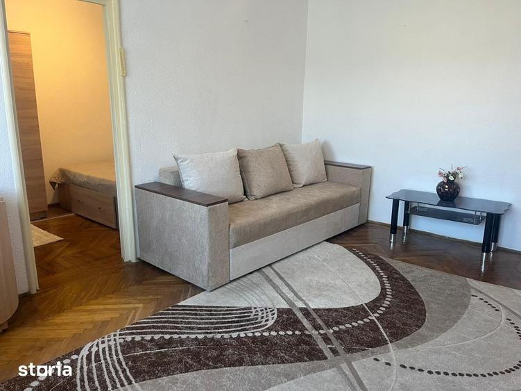 Apartament cu 2 camere în Micro 6