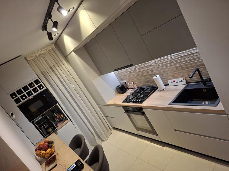 Apartament cu 3 camere decomandat, mobilat în Nord