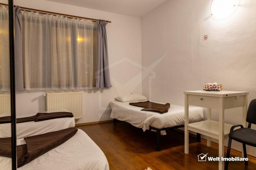 Casă individuală cu 15 camere cu Canalizare în Zorilor