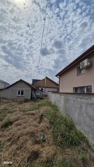 Casă cu 4 camere în Lumina
