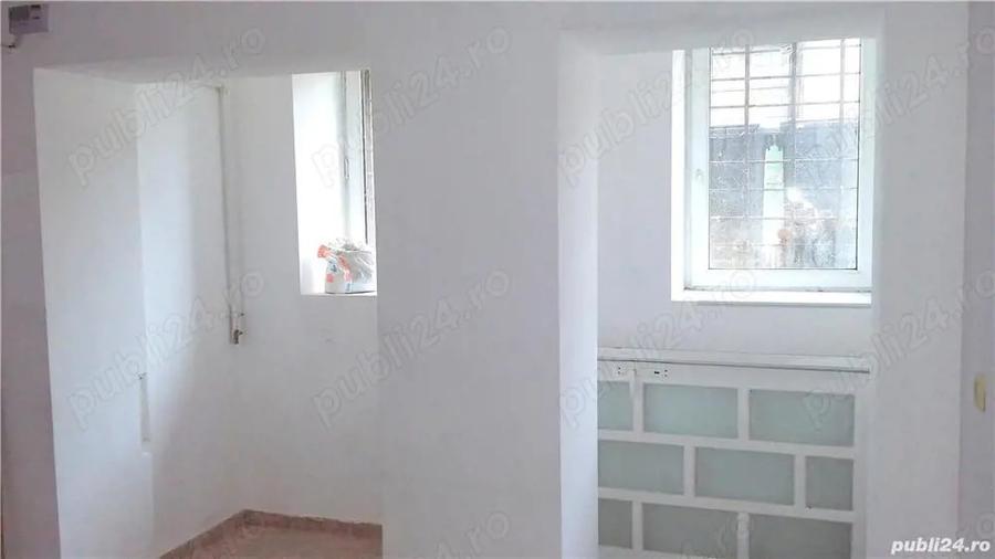 Spațiu comercial, de 45 mp, în Semicentral