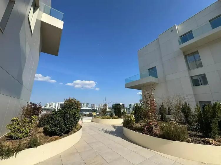 Apartament cu 2 camere decomandat în Aviației