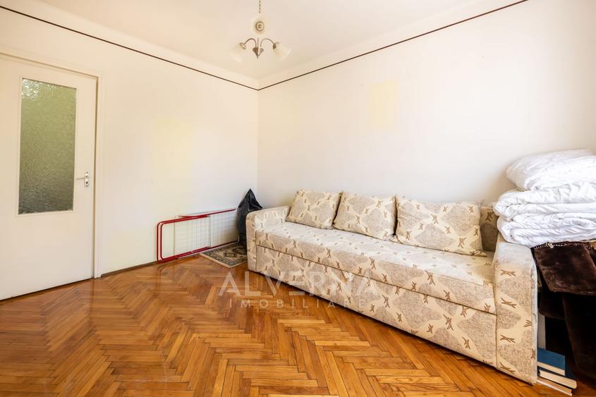 Apartament cu 2 camere semidecomandat în Horea