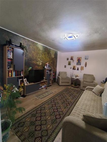 Apartament cu 2 camere decomandat, mobilat în Mihai Bravu
