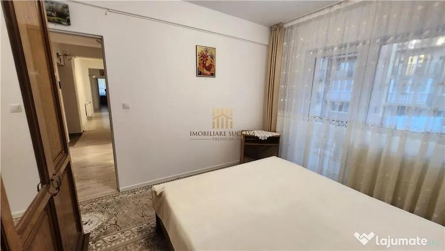 Apartament cu 4 camere decomandat în Ipotești