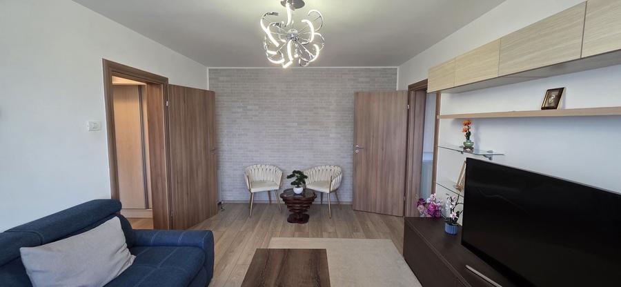 Apartament cu 2 camere decomandat în Dristor