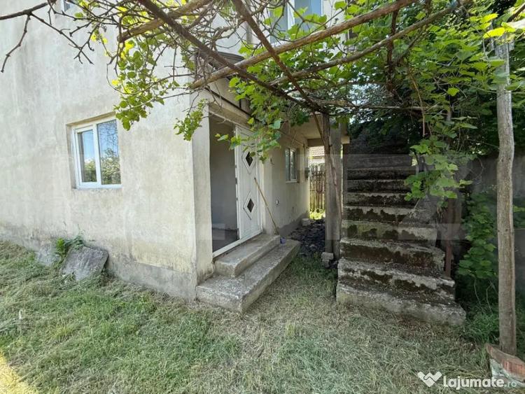 Casă cu 3 camere cu Teren 700 Mp în Central