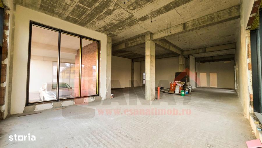 Spațiu comercial, de 262 mp, în Central