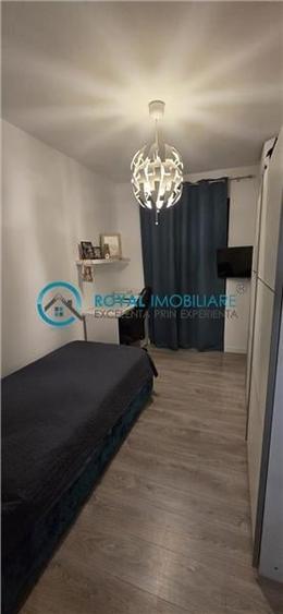 Apartament cu 3 camere decomandat, mobilat în Albert