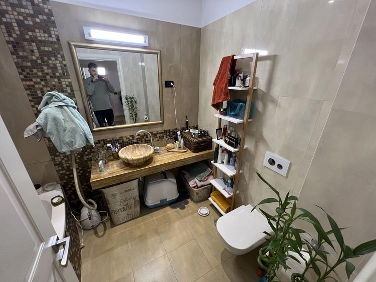 Apartament cu 4 camere decomandat, mobilat în Tomis Nord